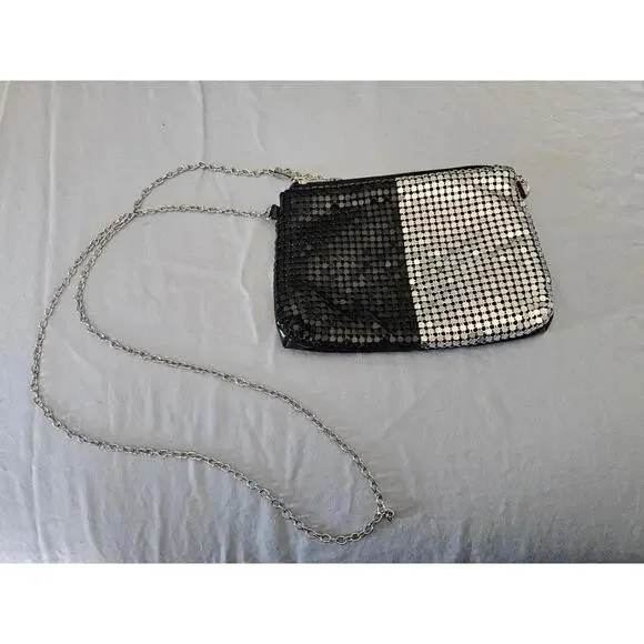 Women's Cruise Club Metallic Sequins Chain Purse Bag Black & Silver 5.5" X 7" - Picture 9 of 11
